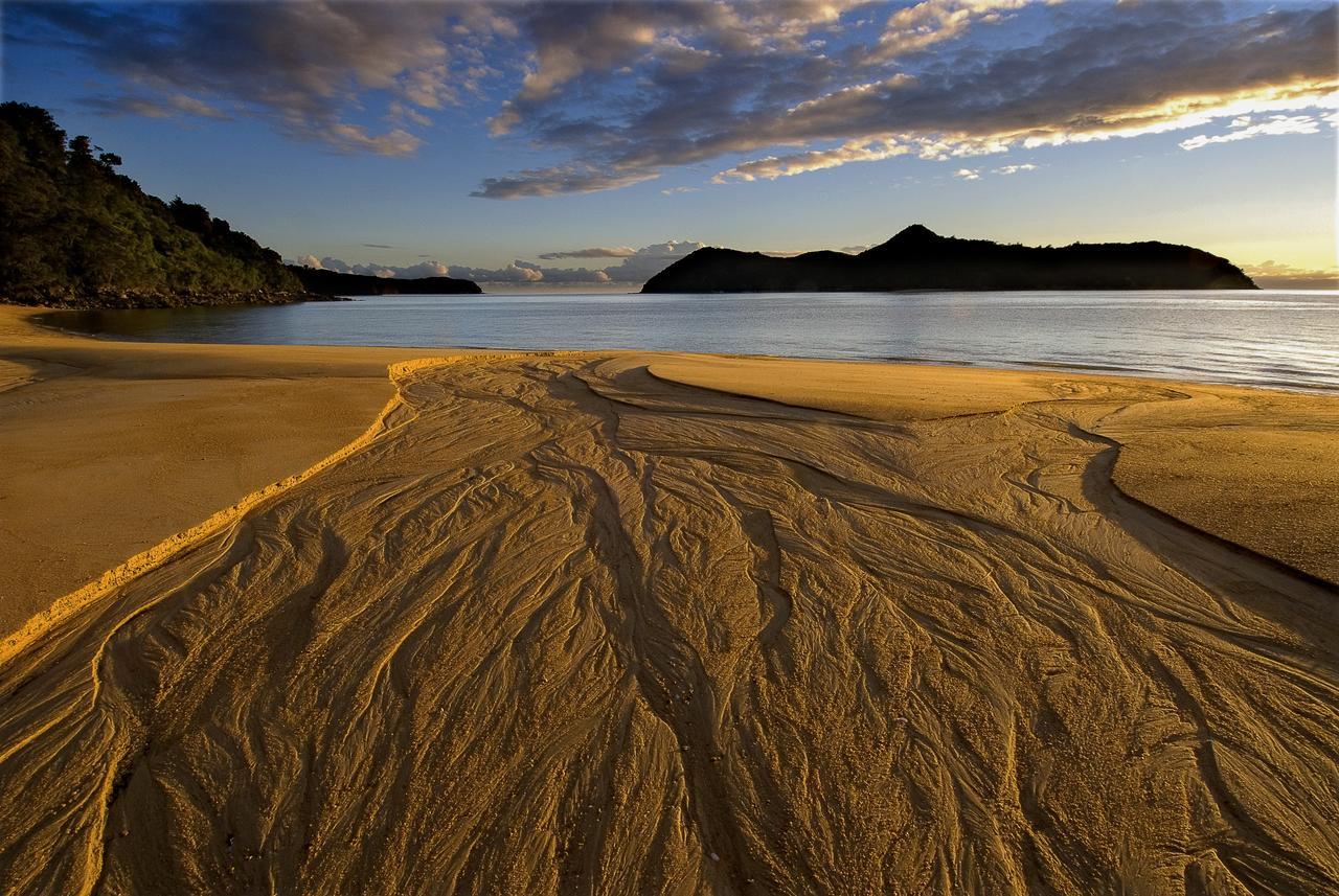 Abel Tasman Lodge Marahau Exteriör bild
