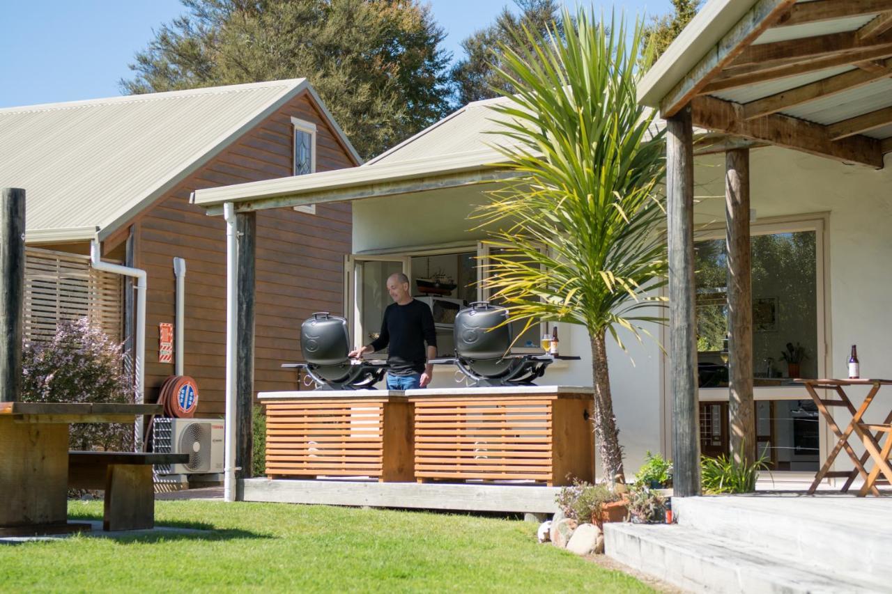 Abel Tasman Lodge Marahau Exteriör bild